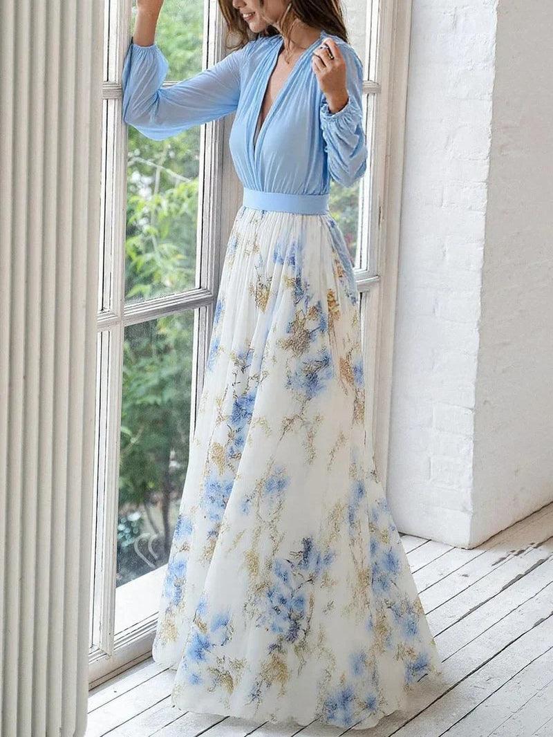 Tilde | Maxiklänning med praktfullt blommönster och V-ringning