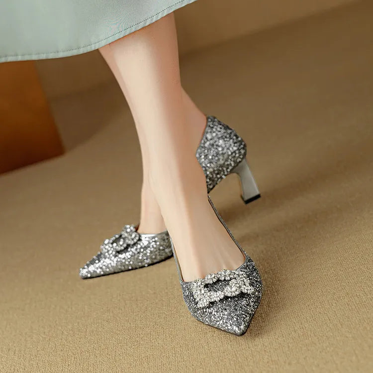 Yara | Glittrande pumps