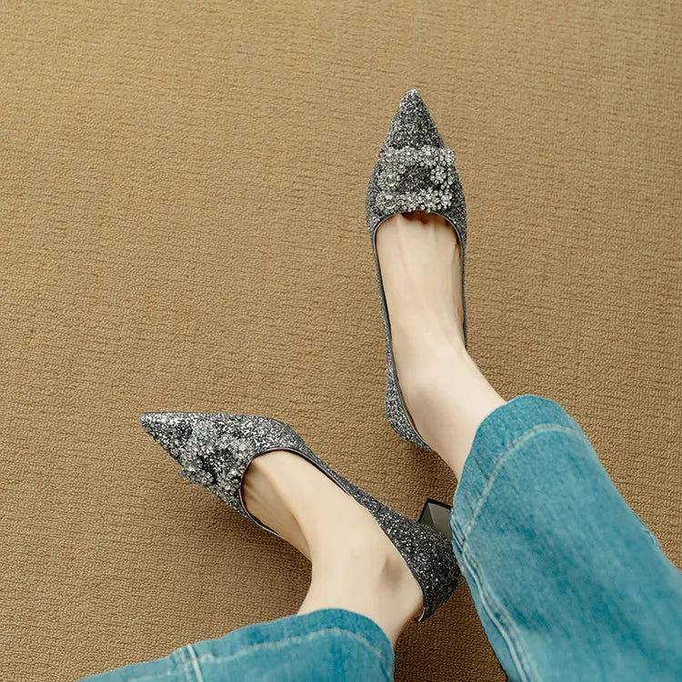 Yara | Glittrande pumps