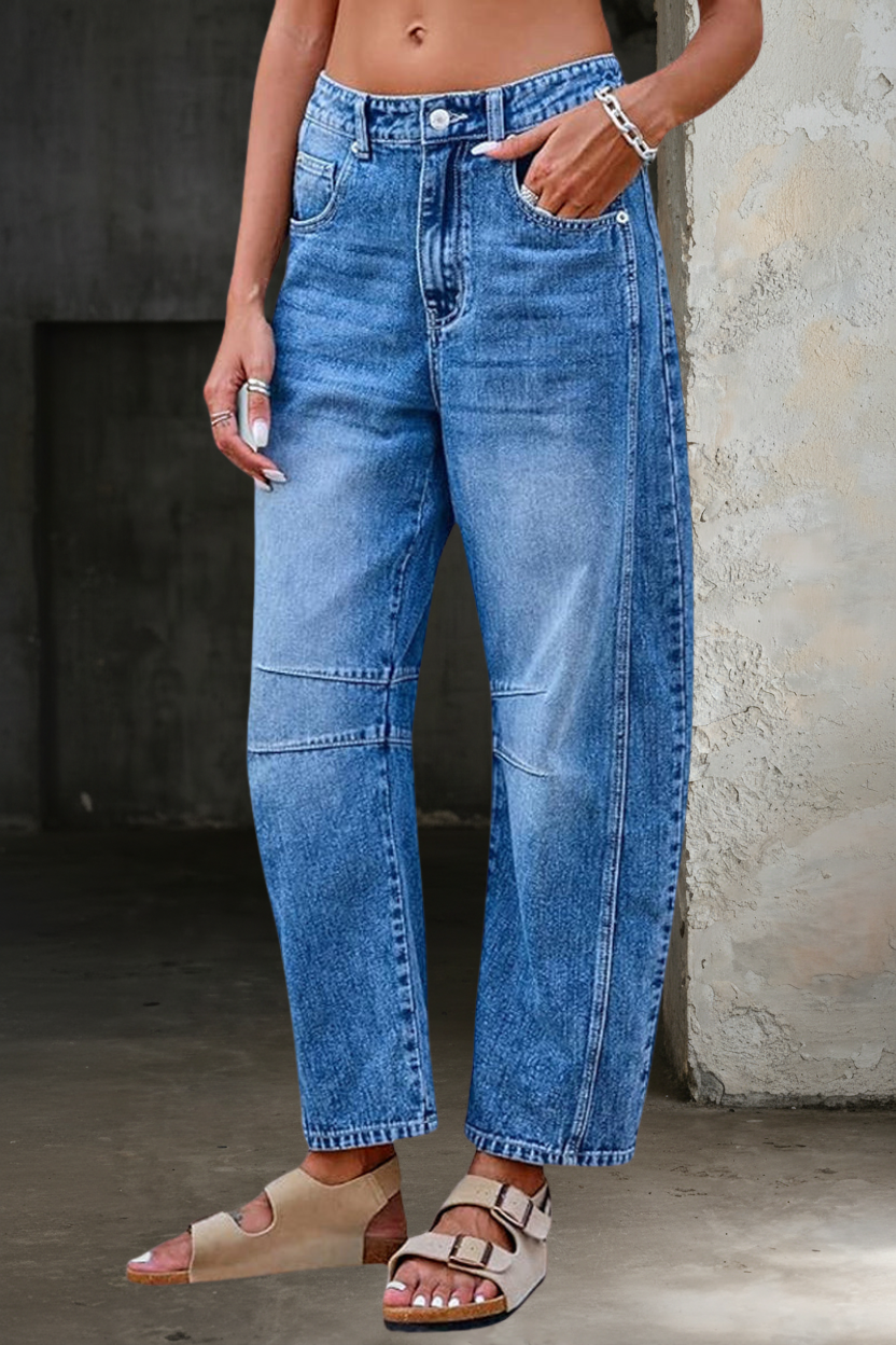Valeska | Utsvängda jeans i ledig stil