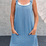Lisbeth | Ärmlös jeansklänning i ledig stil