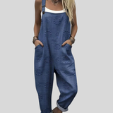Denimblå hängselbyxor med prickig struktur