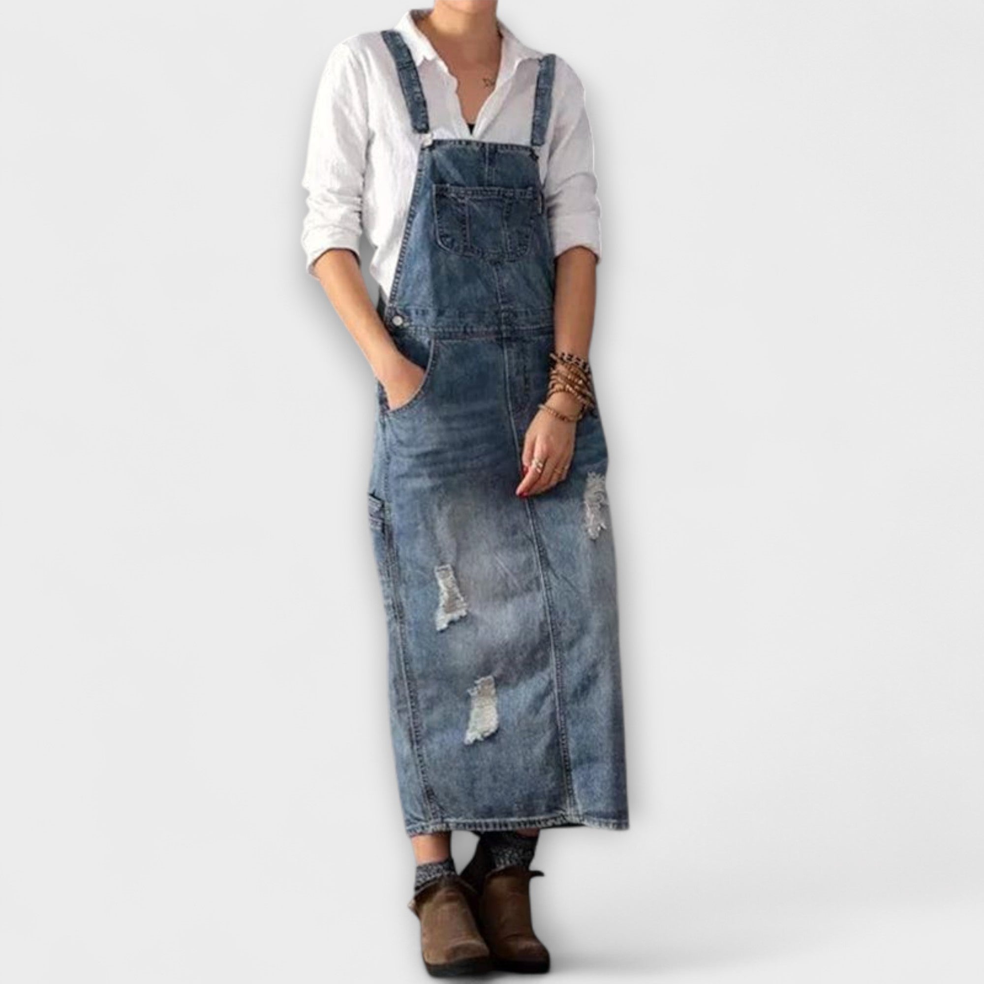 Trude | Hängselklänning i denim med retrokänsla