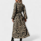 Marlene | Elegant leopardmönstrad klänning