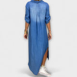 Gunda | Långklänning med denimlook och sidoslits