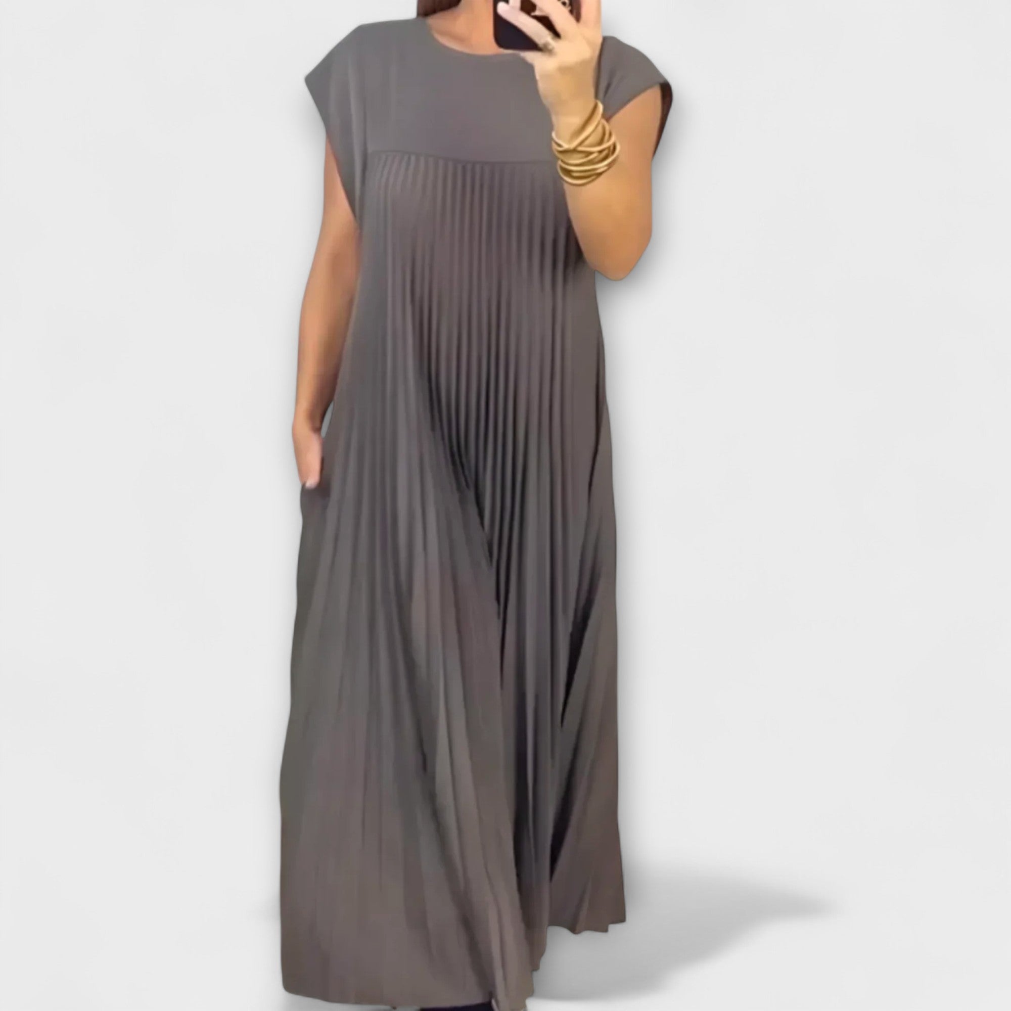 Dagmar | Elegant plisserad midiklänning