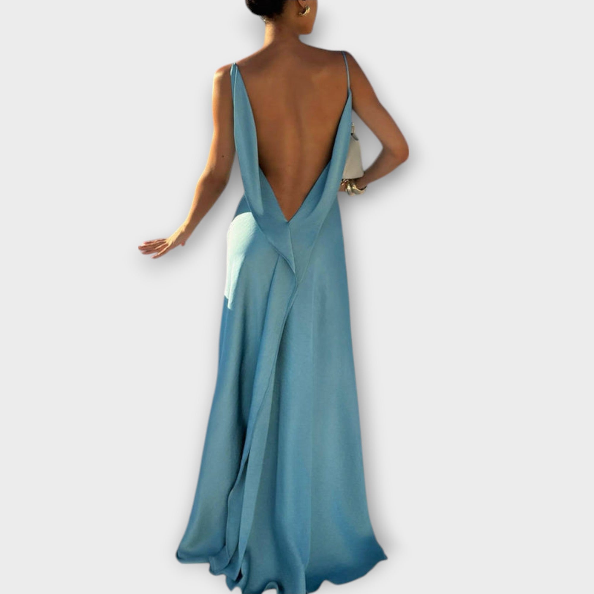 Melanie | Elegant maxiklänning i satin med hög slits