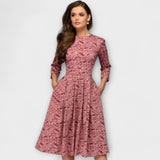 Victoria | Elegant knälång klänning i retrostil
