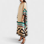 Annemarie | Vid kaftan med geometriskt mönster