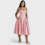 Caroline | Elegant ärmlös korsettklänning