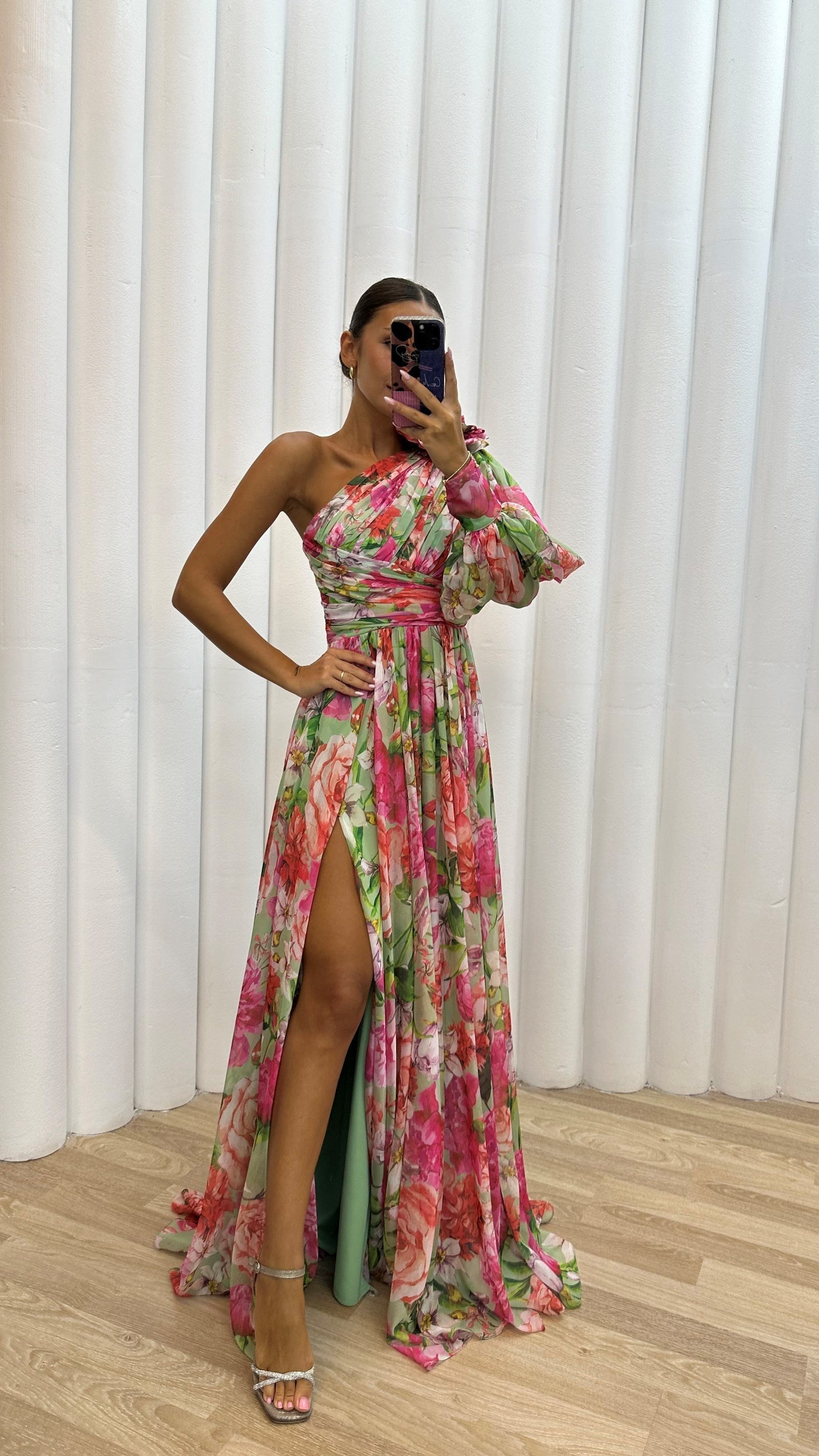 Ingrid | Elegant följsam klänning