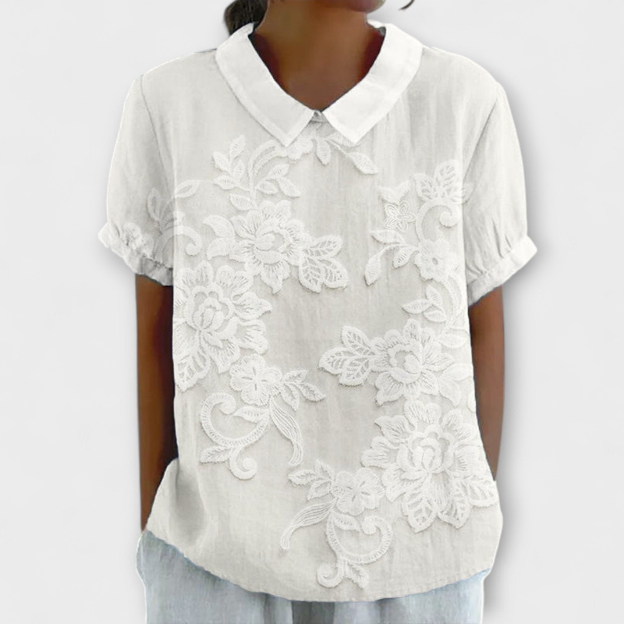 Reinhild | Skjorta med vintagebroderi