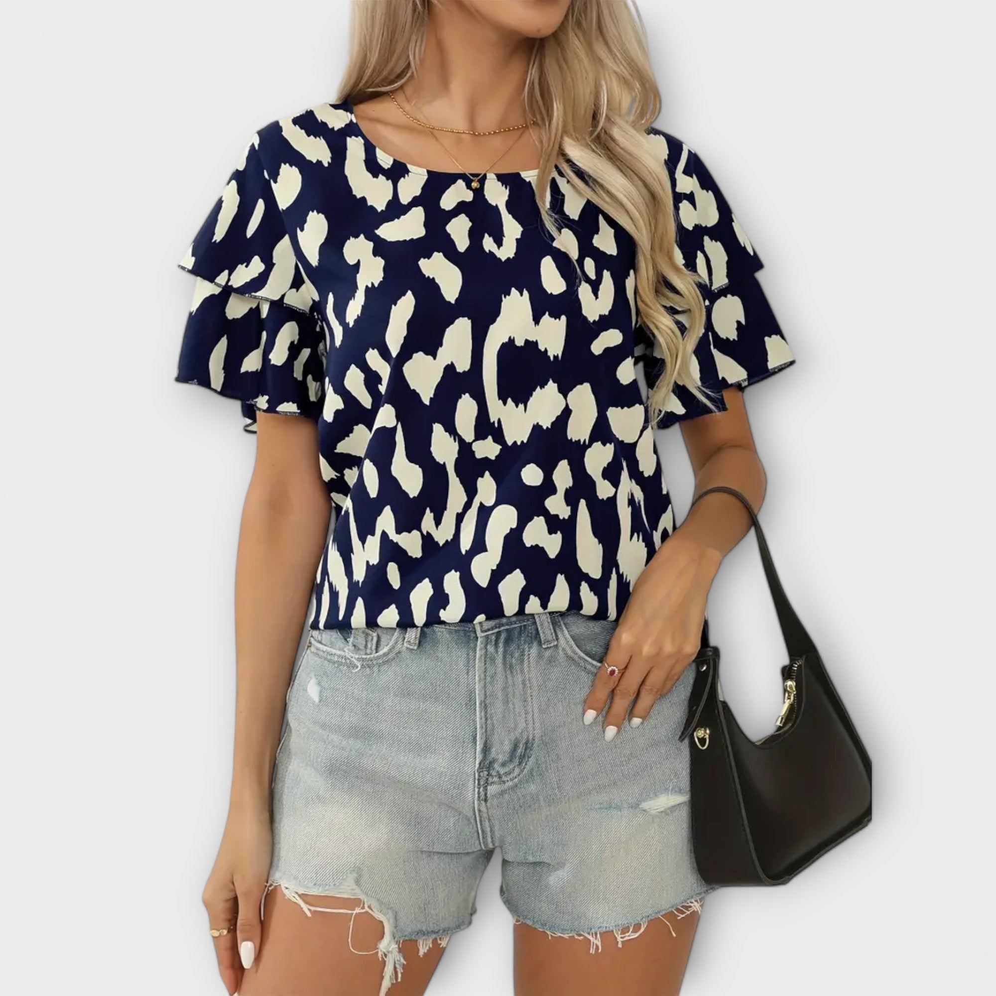 Kira | Ledig blus med rund halsringning