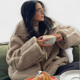 Julia | Mjuk oversized damjacka