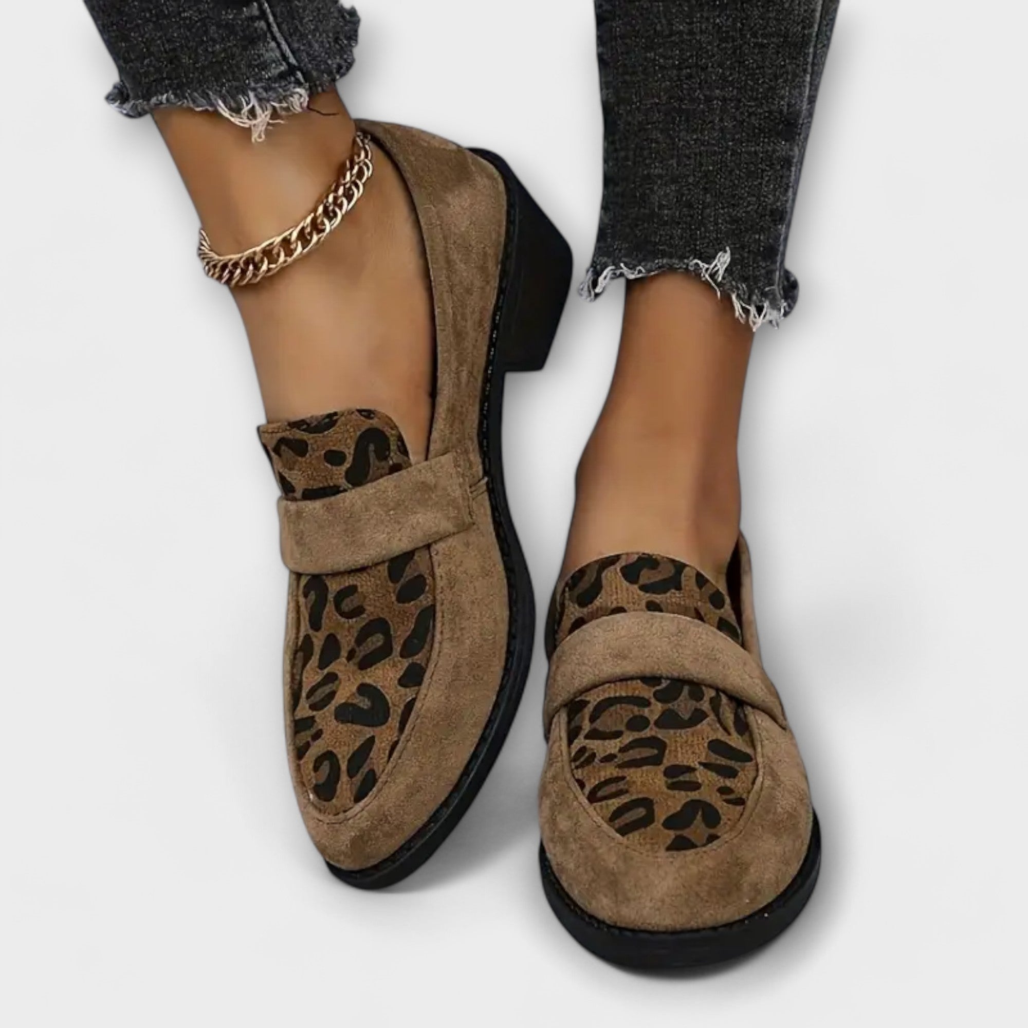 Viola | Eleganta damskor med leopardtryck