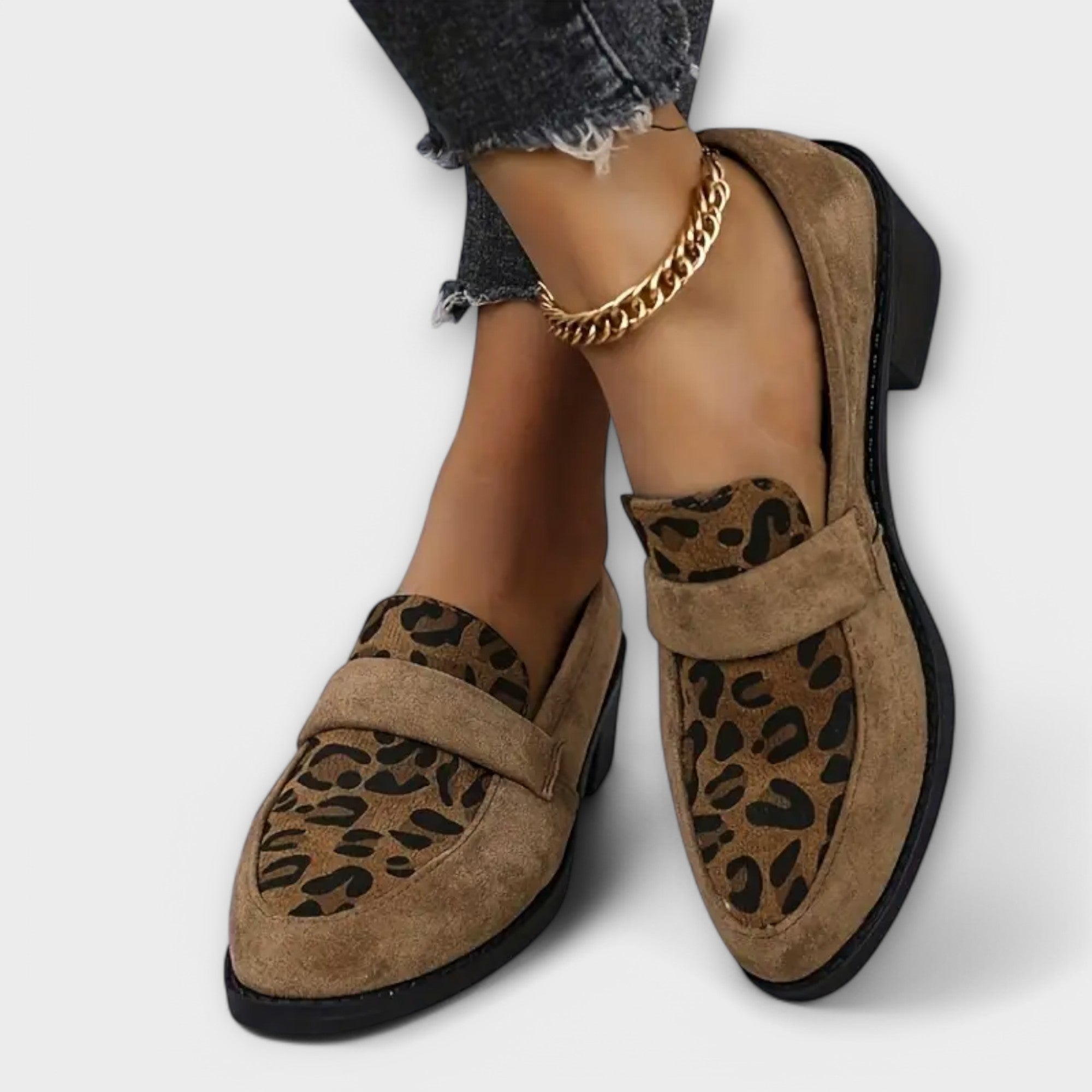 Viola | Eleganta damskor med leopardtryck