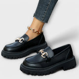 Anne | Trendiga loafers för damer med plattform och spänne