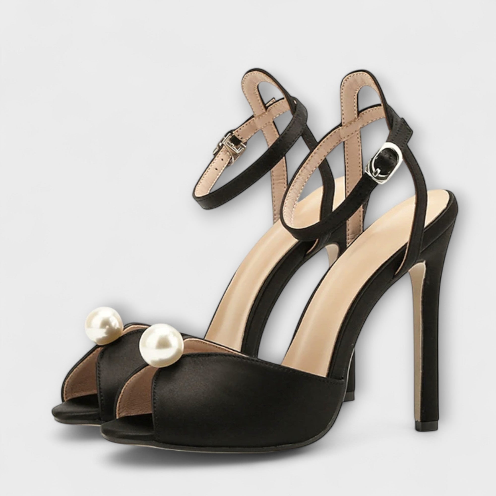 Viktoria | Peep-toe-skor i fint siden