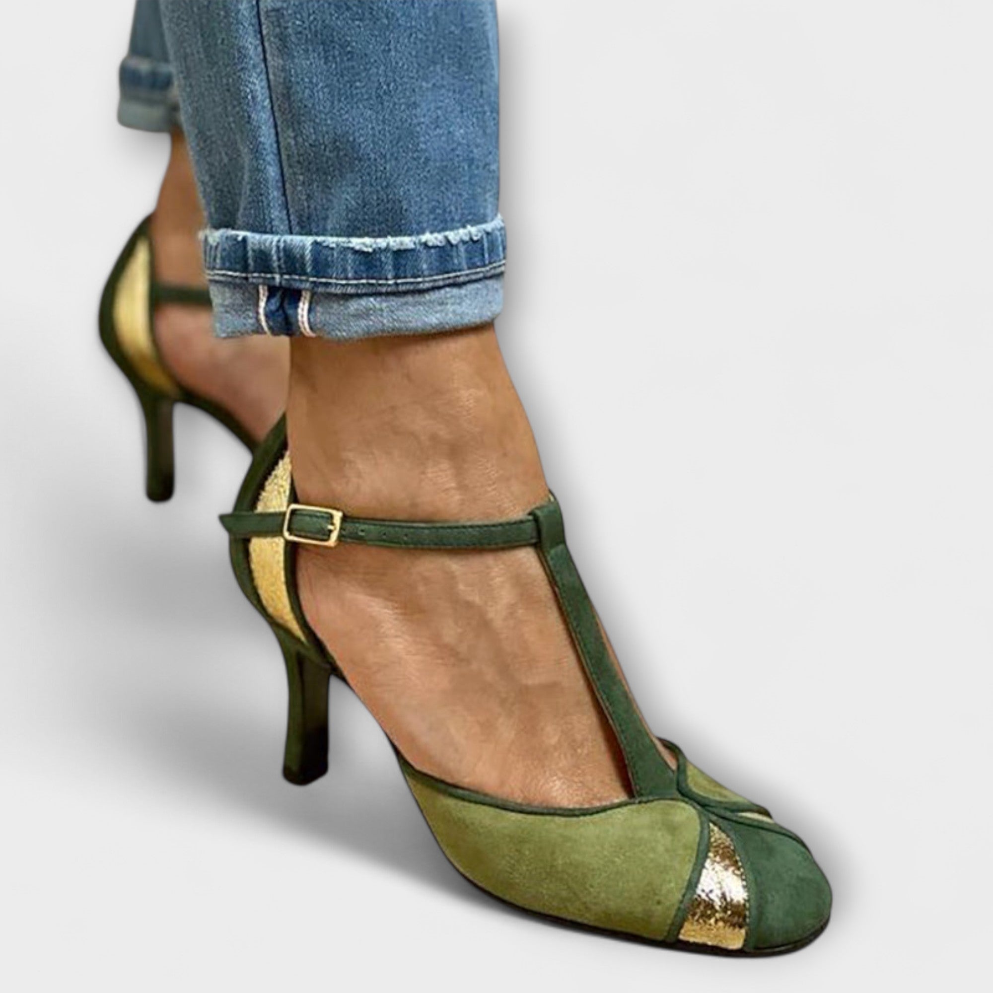 Kristina | Gröna patchworkpumps med T-rem