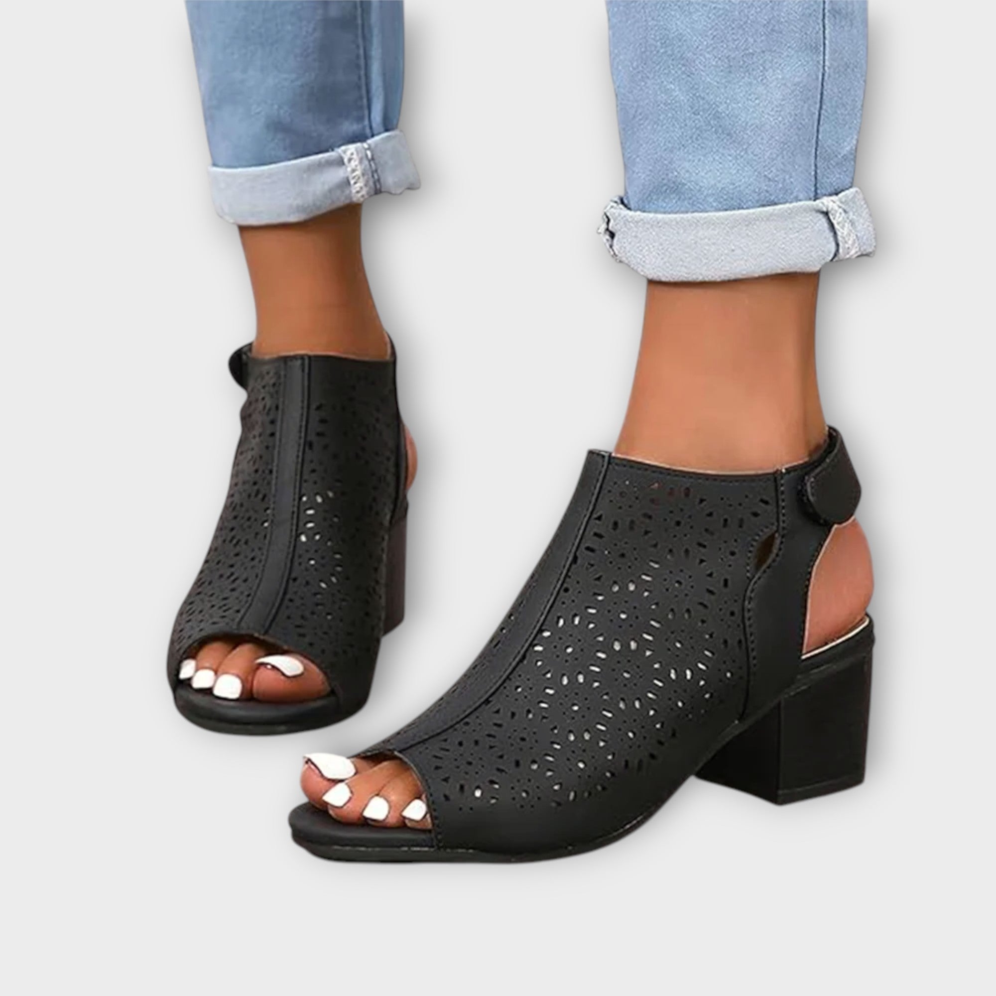 Lilly | Enfärgade skor med blockklack