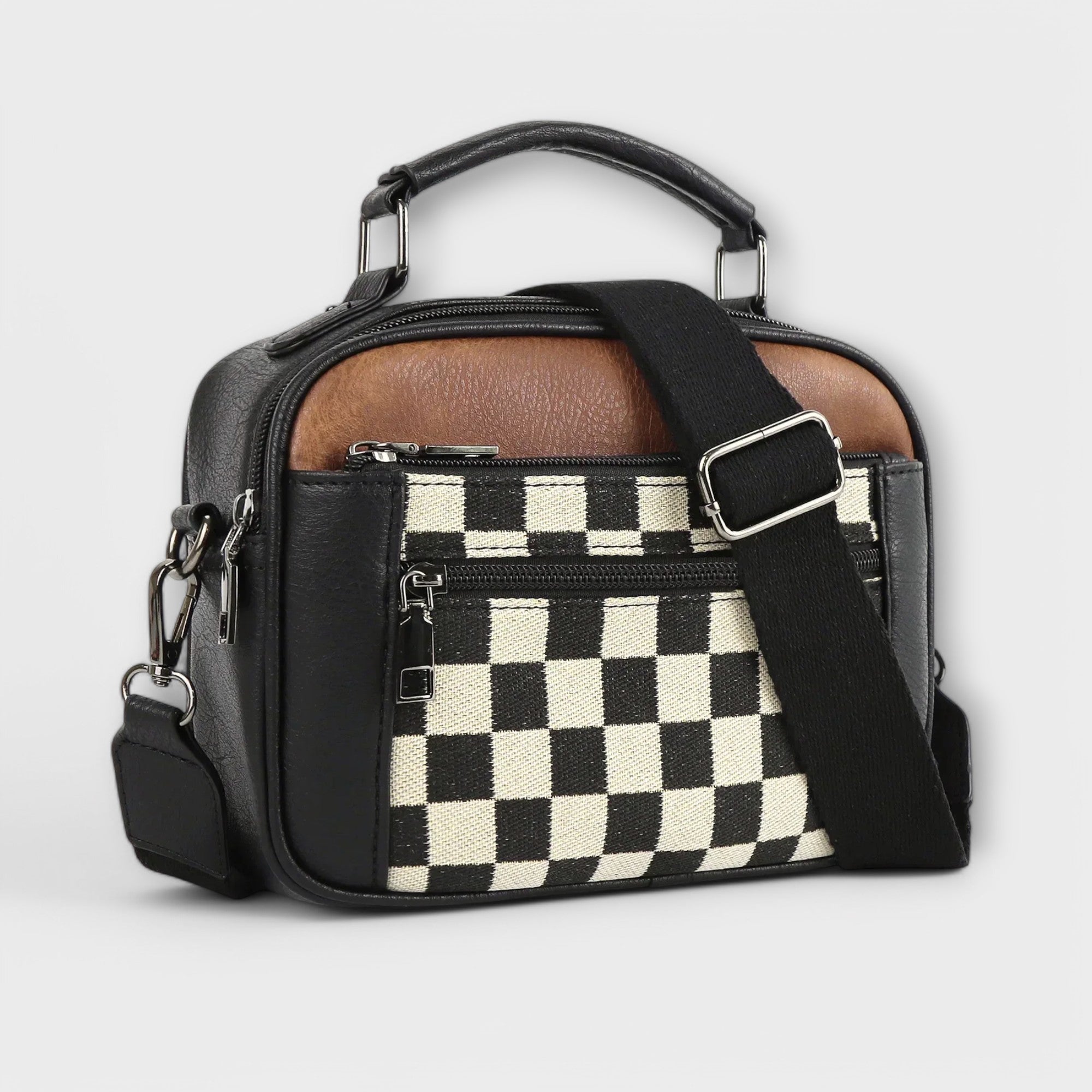 Daniela | ChessMate