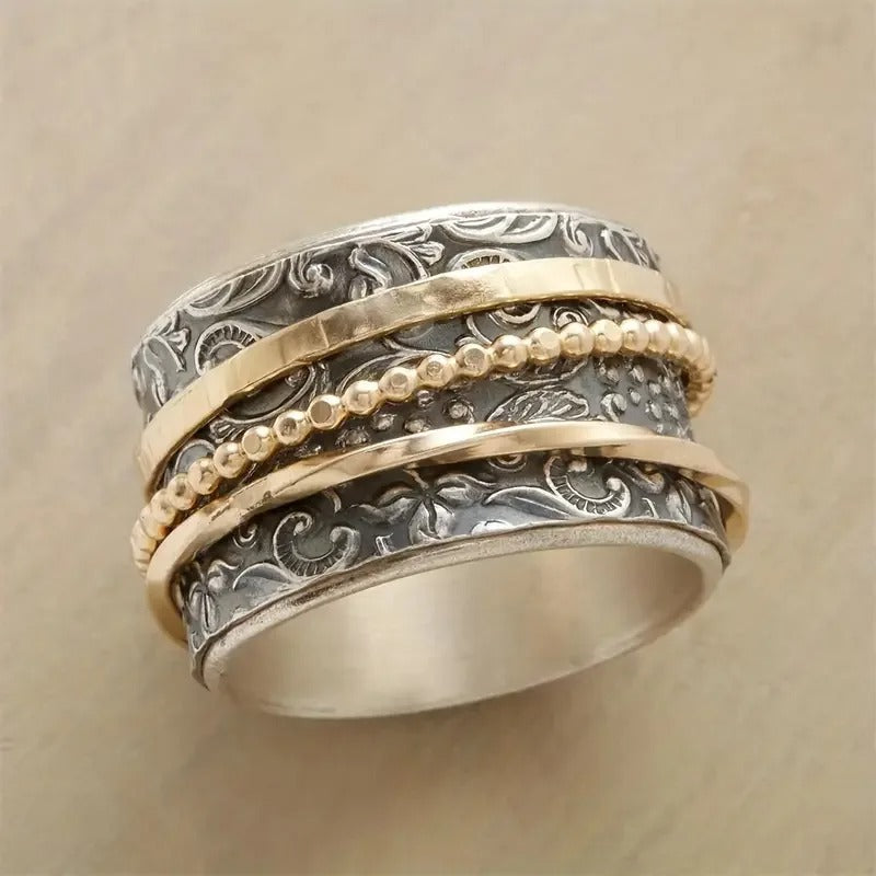 Ute | Snurrbar ring i barockinspirerad vintagestil