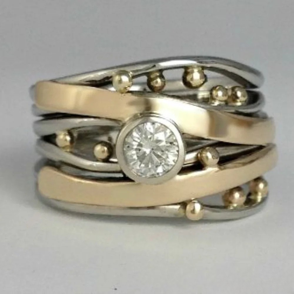 Jasmin | Klassisk ring med strålande sten