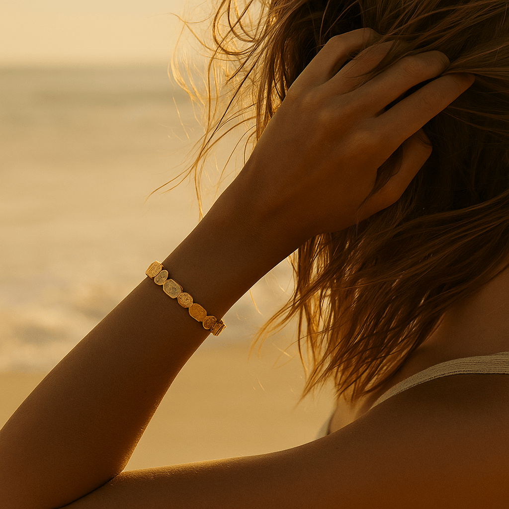 Lia | Gyllene sandreflexer | Armband