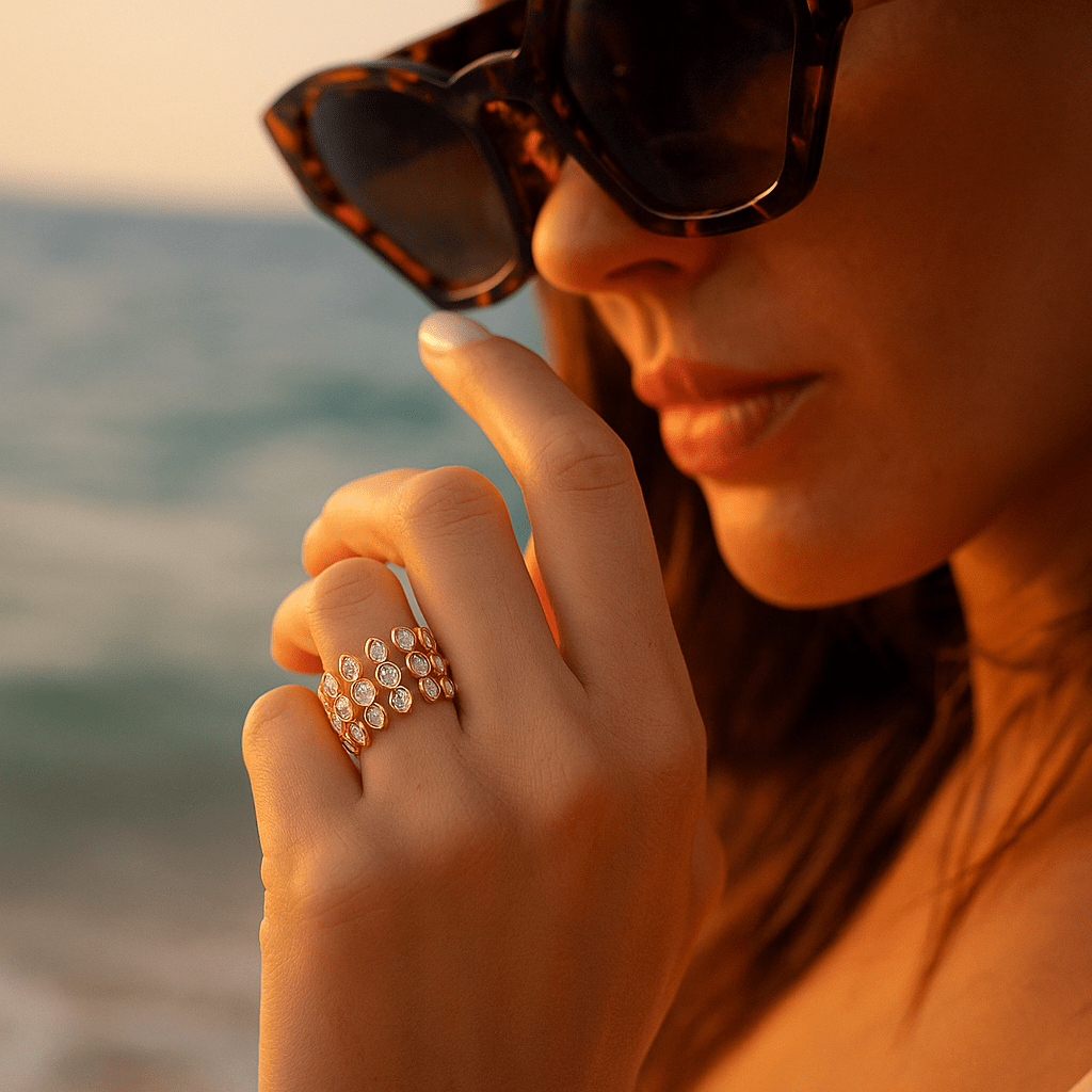 Magdalena | Blominspirerad ring med kvartsstenar