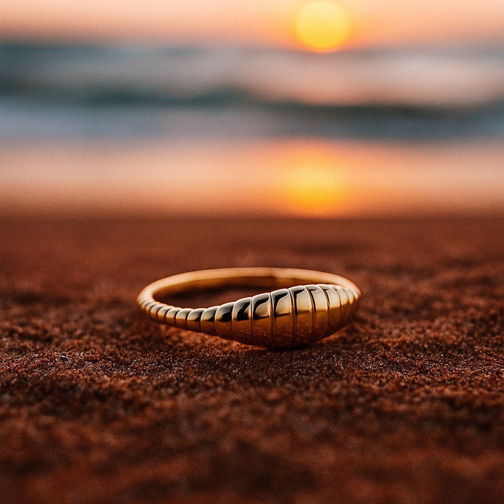 Trude | Ring med skulpturalt mönster
