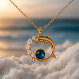 Paula | Havsinspirerat halsband med delfin