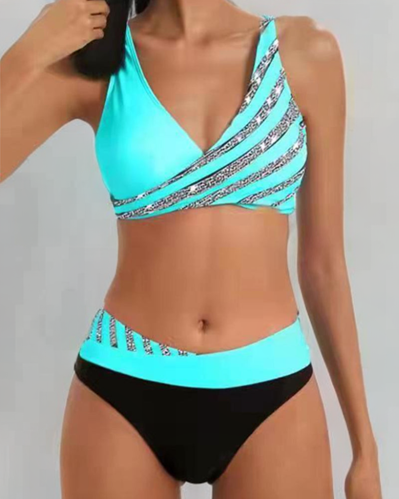 Maria | Mönstrad bikini i varma färger