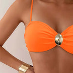 Gretchen | Bikini med gyllene dekorationer