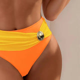 Gretchen | Bikini med gyllene dekorationer