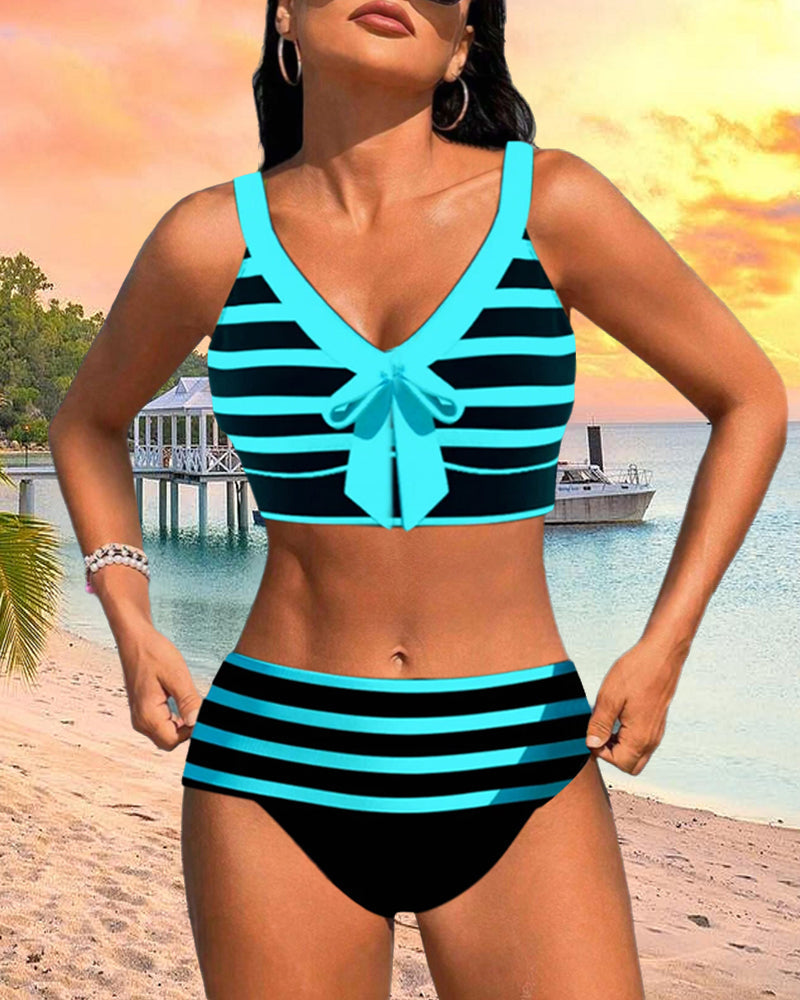 Margaretha | Svartvit randig bikini med hög midja