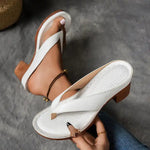 Larissa | Sandaler med tåring och låg blockklack