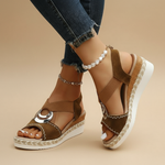 Gerda | Eleganta platåsandaler med metallring