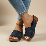 Amelie | Sandaler med blommiga utskärningar