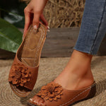 Ella | Sandaler med tredimensionella blommor