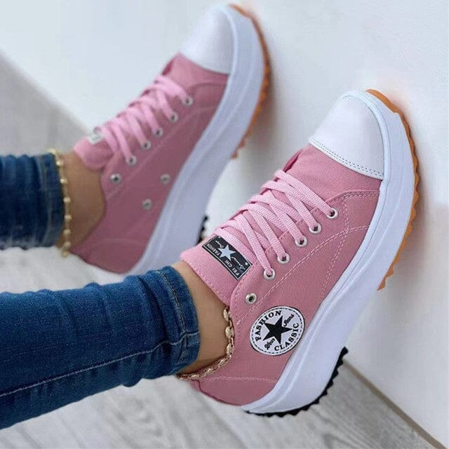 Martina | Platåsneakers med stjärndetalj