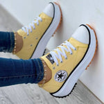 Martina | Platåsneakers med stjärndetalj