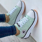 Martina | Platåsneakers med stjärndetalj