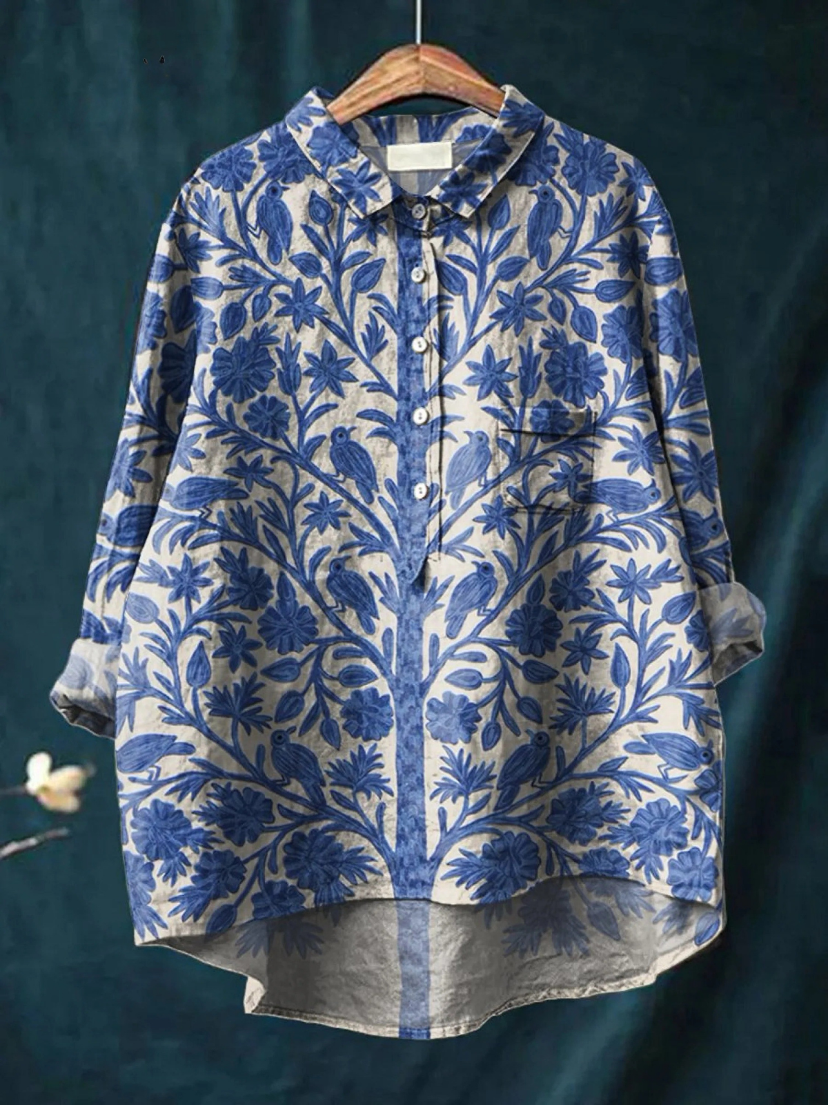 Madlen | Blus med indiskt inspirerade vintageblommor